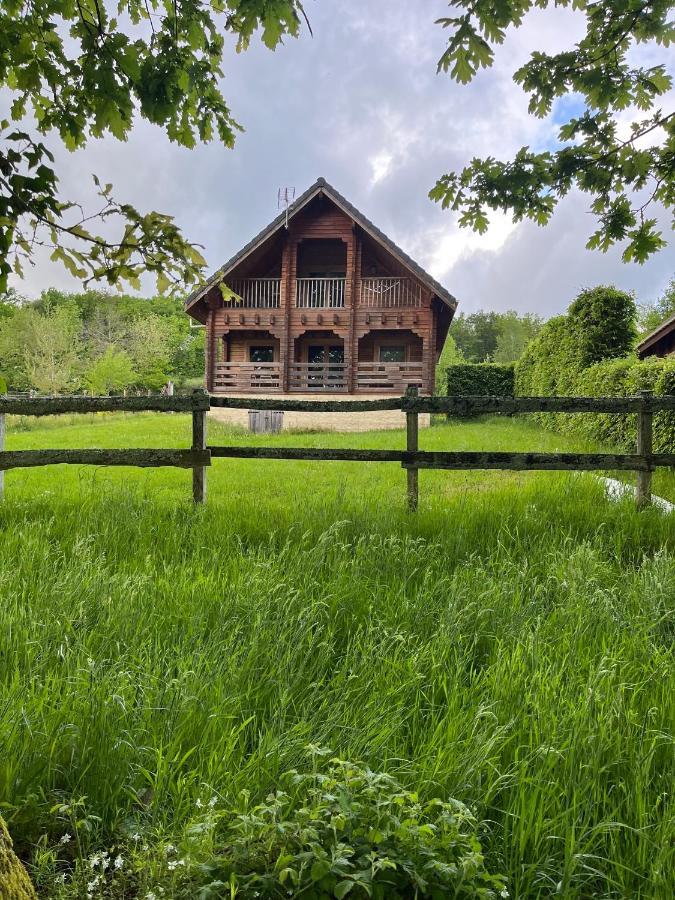 Au Bord Du Lac III Villa Montigny-en-Morvan Eksteriør bilde